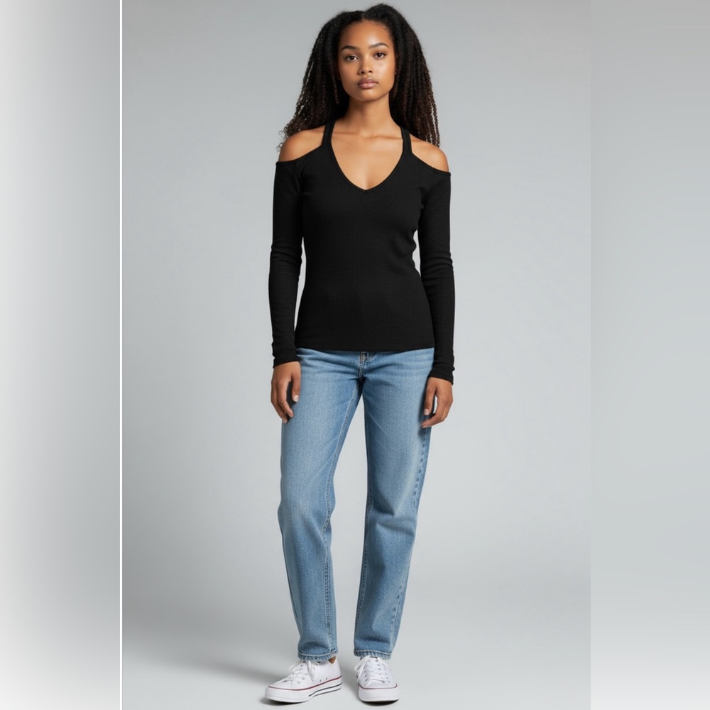 Feel The Piece Black Long Sleeve V-Neck Top NWOT - Picture 2 of 8